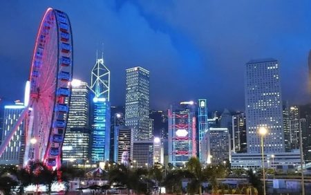 Millionär Interview Der globale Nomade Hong Kong Skyline